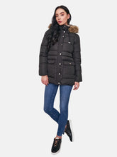 Vero Moda ženska crna jakna s kapuljačom